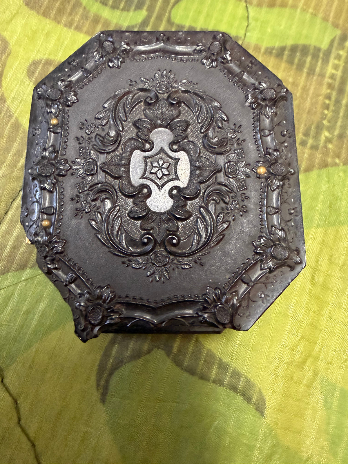 Civil war officers tin type in the original case